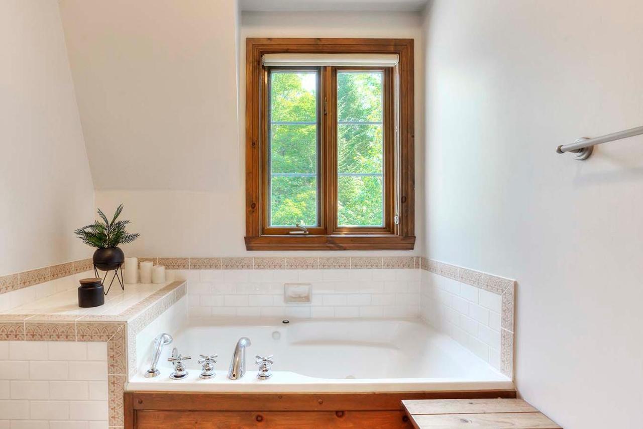 Appartamento Sweet Getaway Mont-Tremblant Esterno foto