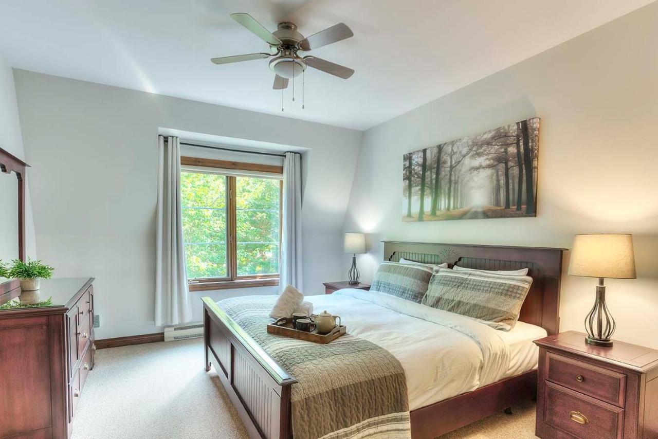 Appartamento Sweet Getaway Mont-Tremblant Esterno foto